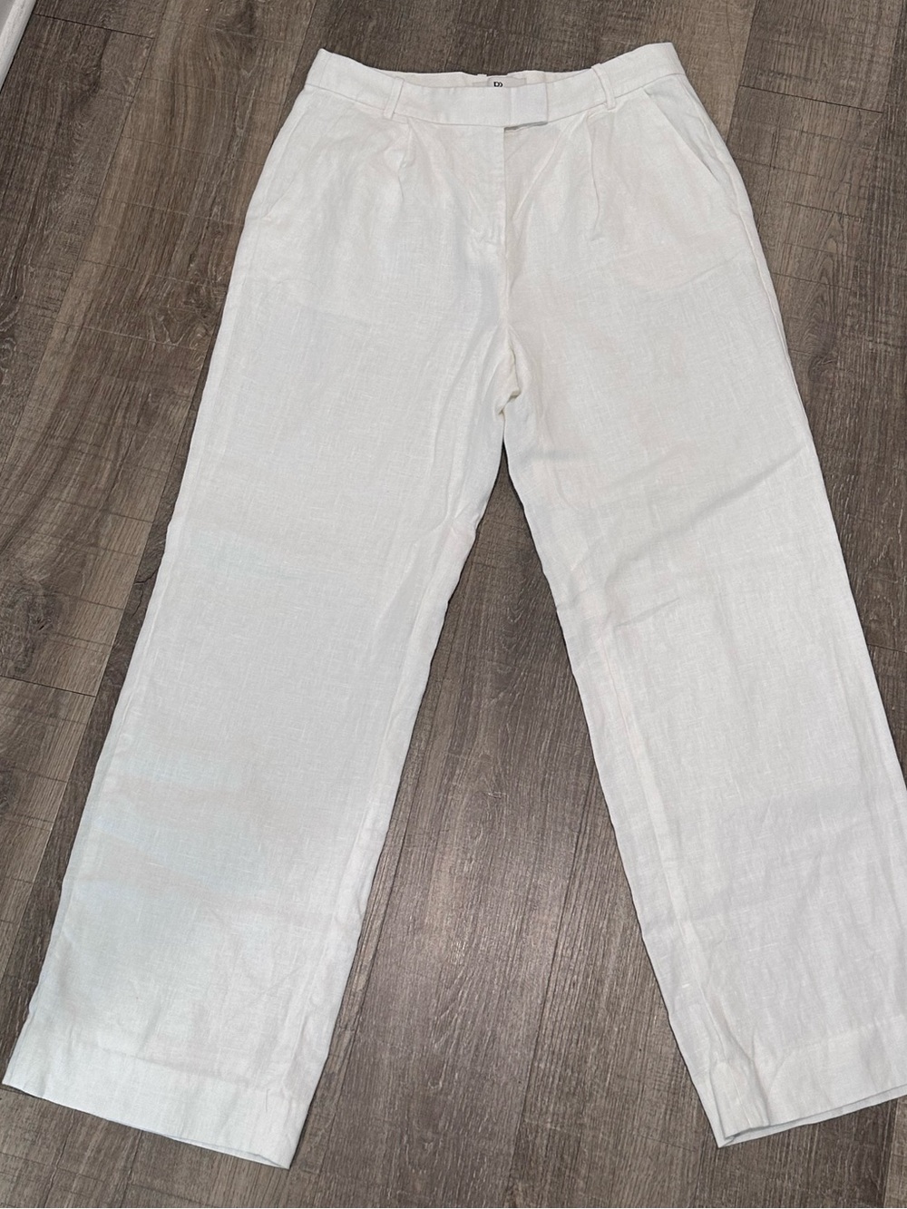 Banana Republic Women’s White Linen-Blend Chinos